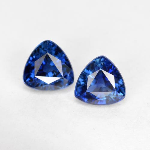 Dark Blue Sapphire Gem - 0.5ct Trillion Facet (ID: 558377)