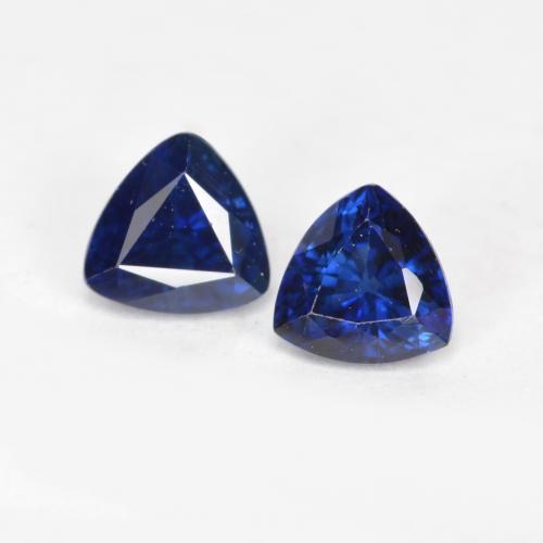 Royal Blue Sapphire Gem - 0.4ct Trillion Facet (ID: 558379)