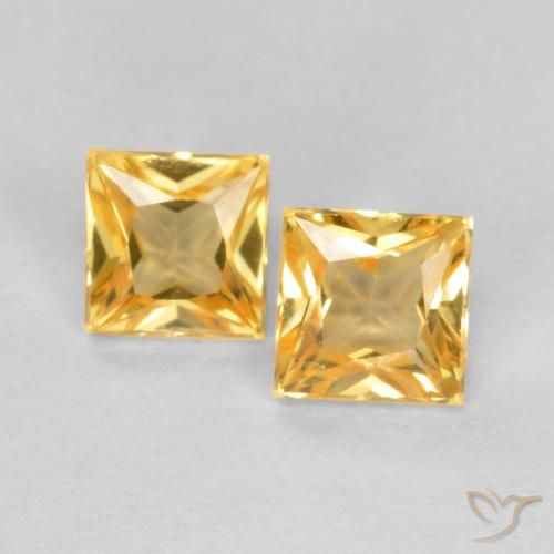 0.49ctw Natural Light Orange-Gold Sapphire, Square, VS