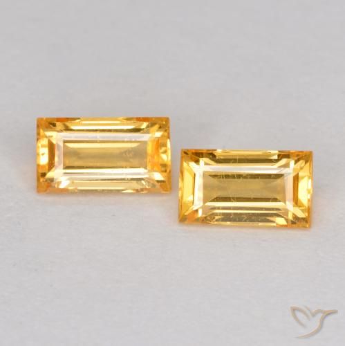 0.54ctw Natural Orange-Gold Sapphire, Baguette, VS