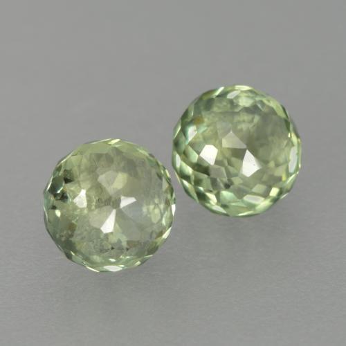Very Light Green Sapphire Gem - 0.6ct Round Mixed-Cut (ID: 569291)