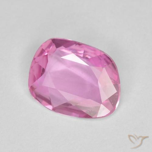 Saphir rose en vrac de 0,77 ct, 7 x 5,4 mm de forme impaire de Madagascar, Photo A