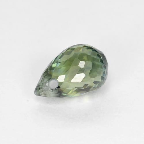 0,64 ct briolette-schliff grüner Saphir aus Madagaskar, Größe 5,6mm, Garantiert natürlicher Edelstein, VVS-VS Reinheit, 1 Stück Saphir in Erdiges Grün Farbe, Mohs-Härte von 9 Geeignet für den täglichen Gebrauch im Schmuck, Symbolisiert Überfluss und Wohlstand, Photo A
