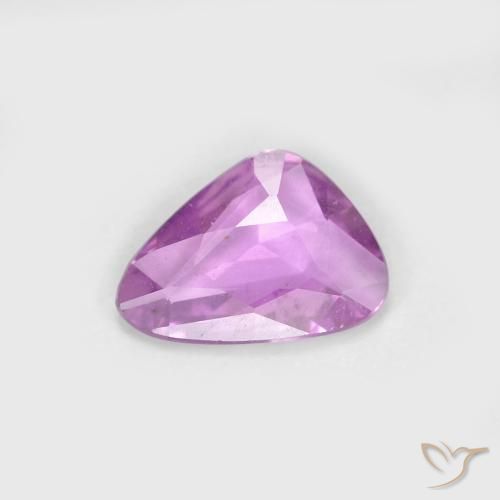 Zaffiro viola da 0,56 ct, 7,4 x 5,2 mm di forma dispari dalla Tanzania, Photo A
