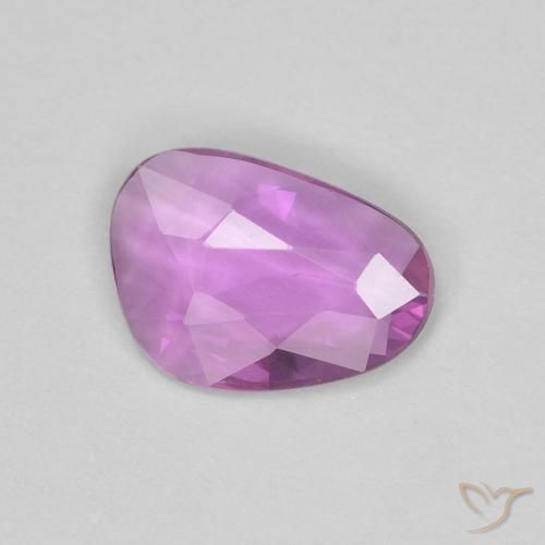 0.60ct Natural Intense Pinkish Purple Sapphire, Fancy, VVS