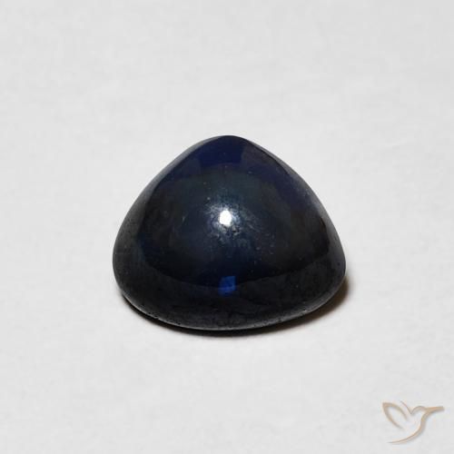 5,4 x 4,6mm trillionenschliff blauer Saphir aus Madagaskar, Gewicht 0,58 ct, 1 Stück Saphir - Farbe: Mitternachtsblau, natürlicher Edelstein in Transparent Reinheit, Mohs-Härte von 9 Geeignet für den täglichen Gebrauch im Schmuck, Besitzt große Brillanz, Photo A