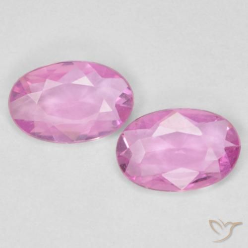 0.66ctw Natural Hot Pink Sapphire, Oval, VVS-VS