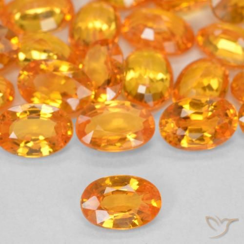 0.60ct Natural Bright Orange Sapphire, Oval, VVS-VS