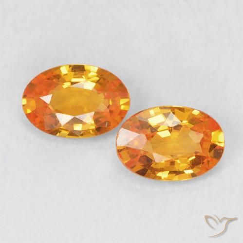 1.12ctw Natural Bright Orange Sapphire, Oval, VVS-VS