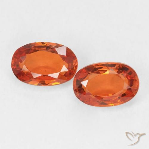1.53ctw Natural Bright Orange Sapphire, Oval, VVS-VS