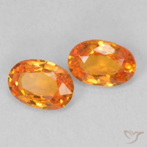 1.04 ctw Orange Sapphire Stones, Natural Sapphire in Oval Facet Shape for Sale