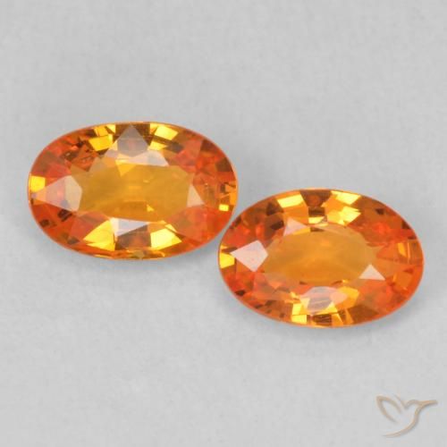 1.07ctw Natural Bright Orange Sapphire, Oval, VVS