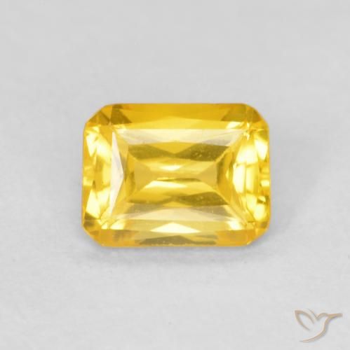 0.50ct Natural Medium Golden Sapphire, Emerald Cut, VVS-VS