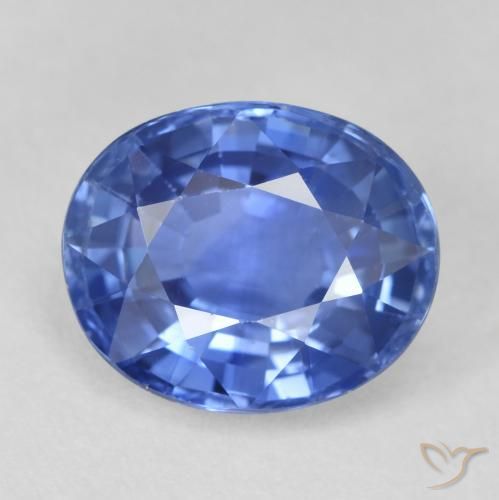 4.05ct Natural Medium Navy Blue Sapphire, Oval, VVS-VS