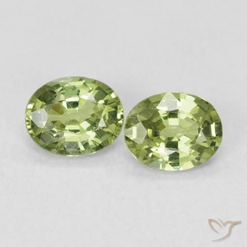 0.74ctw Natural Medium Green Sapphire, Oval, VVS-VS