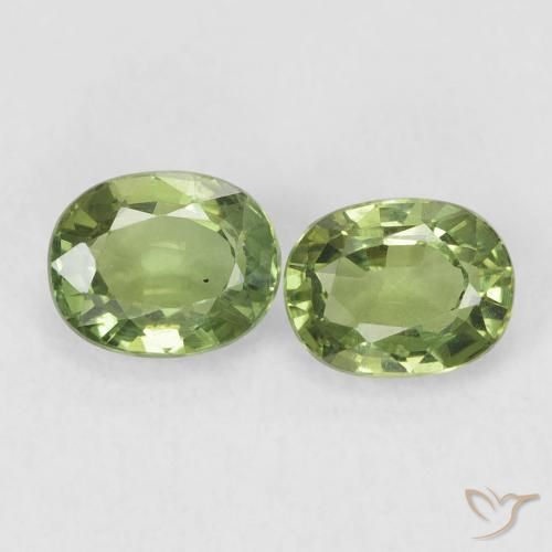 1.05ctw Natural Warm Green Sapphire, Oval, VVS-VS