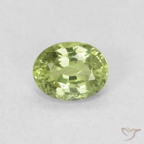0.44ct Natural Light Lively Green Sapphire, Oval, VVS-VS