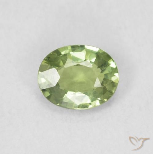 0.39ct Natural Warm Green Sapphire, Oval, VVS-VS