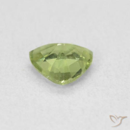 Sapphire Gemstone in 4.6 x 4.6 mm Size for Sale, Sapphire Stone in Light Lively Green Color