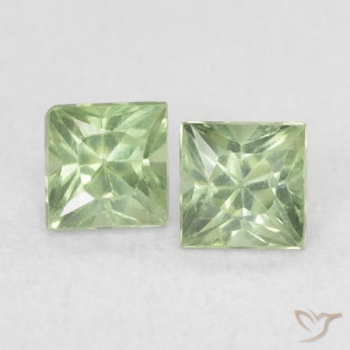 0.43ctw Natural Medium Green Sapphire, Square, VS