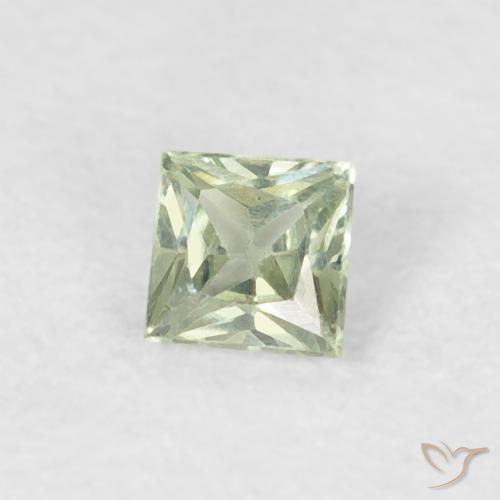0.20 ct Green Sapphire Stone, Natural Sapphire in Princess-Cut Shape for Sale