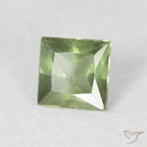 0.40 ct Green Sapphire Stone, Natural Sapphire in Princess-Cut Shape for Sale