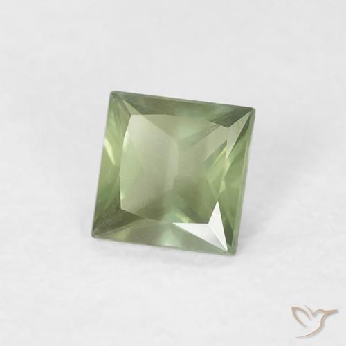 0.29 ct Green Sapphire Stone, Natural Sapphire in Princess-Cut Shape for Sale