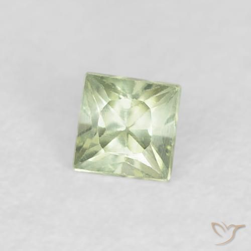 0.21 ct Green Sapphire Stone, Natural Sapphire in Princess-Cut Shape for Sale