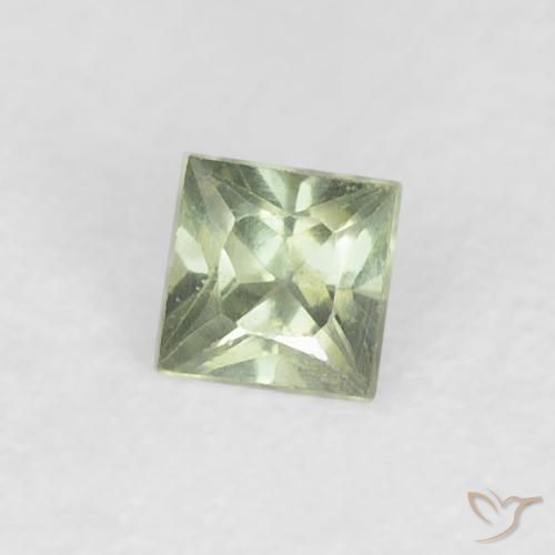 0.21 ct Green Sapphire Stone, Natural Sapphire in Princess-Cut Shape for Sale