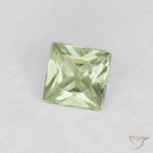 0.19 ct Green Sapphire Stone, Natural Sapphire in Princess-Cut Shape for Sale