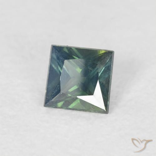 0.28 ct Green Sapphire Stone, Natural Sapphire in Princess-Cut Shape for Sale