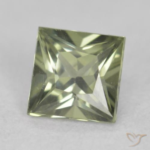 0.31 ct Green Sapphire Stone, Natural Sapphire in Princess-Cut Shape for Sale