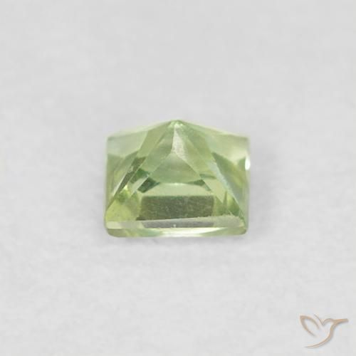 Sapphire Gemstone in 3 x 3 mm (calibrated) Size for Sale, Sapphire Stone in Warm Green Color
