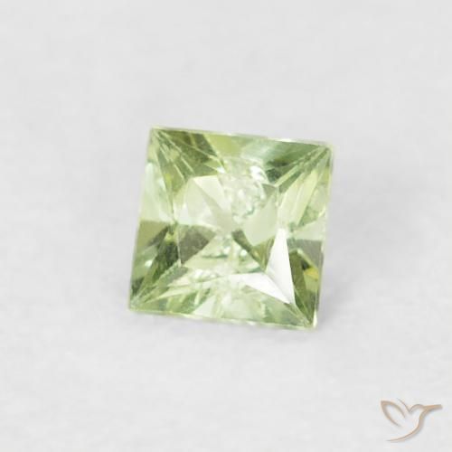 0.19 ct Green Sapphire Stone, Natural Sapphire in Princess-Cut Shape for Sale