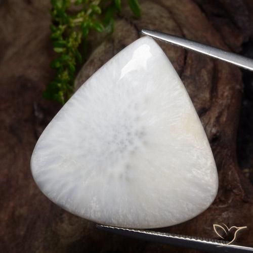 21.93 ct White Scolecite, 28.8 x 28.1 mm Pear Cut From South Africa, Photo A