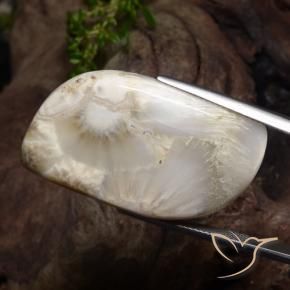 34.11 ct White Scolecite Stone, Natural Scolecite in Fancy Cabochon Shape for Sale
