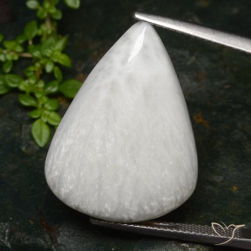 27,8 x 20,3mm weißer Scolecit im Birnen-Cabochon Schliff aus Südafrika, Gewicht 20,87 ct, Garantiert echter Edelstein in Opaque Reinheit, 1 Stück Scolecit - die Farbe ist Hellweiß, Mohs-Härte von 5 - 5,5, Photo A
