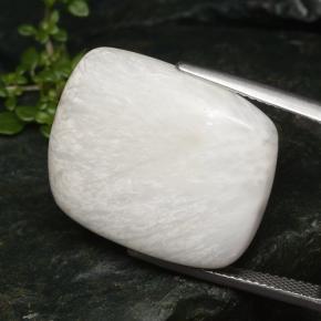 20.75 ct White Scolecite Stone, Natural Scolecite in Cushion Cabochon Shape for Sale