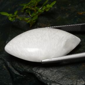 Scolecite Gemstone in 31.7 x 17.5 mm Size for Sale, Scolecite Stone in White Color