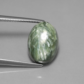 6.71 ct Green Seraphinite Gemstone, Seraphinite Gem in Oval Cabochon Shape for Sale.