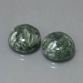 9.73 ct Green Seraphinite Stone, Natural Seraphinite in Round Cabochon Shape for Sale