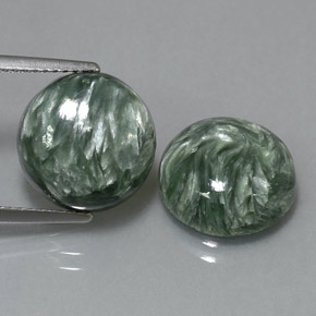 9.43 ct Green Seraphinite Stone, Natural Seraphinite in Round Cabochon Shape for Sale
