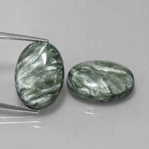 19.38 ct Green Seraphinite Gemstone, Seraphinite Gem in Oval Cabochon Shape for Sale.