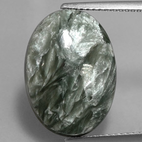 9.46 ct Green Seraphinite Gemstone, Seraphinite Gem in Oval Cabochon Shape for Sale.