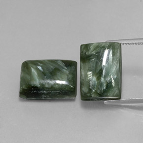 18.03 ct Green Seraphinite Gemstone, Seraphinite Gem in Baguette Cabochon Shape for Sale.