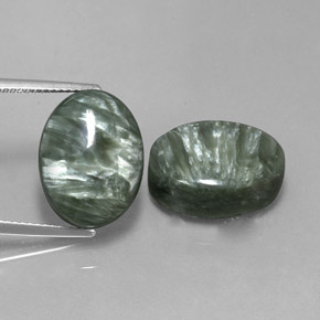 19.93 ct Green Seraphinite Gemstone, Seraphinite Gem in Oval Cabochon Shape for Sale.