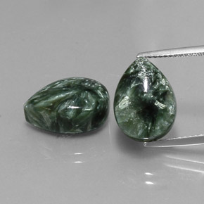 Deep Green Seraphinite Gem - 6ct Pear Cabochon (ID: 341754)