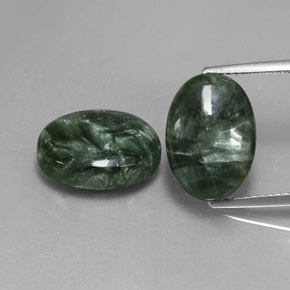 11.72 ct Green Seraphinite Gemstone, Seraphinite Gem in Oval Cabochon Shape for Sale.