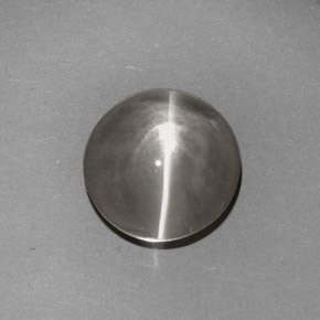 6.62 ct Gray Sillimanite Cat's Eye Stone, Natural Sillimanite Cat's Eye in Round Cabochon Shape for Sale