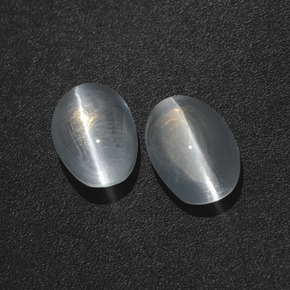 2.91 ct Smoky Sillimanite Cat's Eye Gemstone, Sillimanite Cat's Eye Gem in Oval Cabochon Shape for Sale.